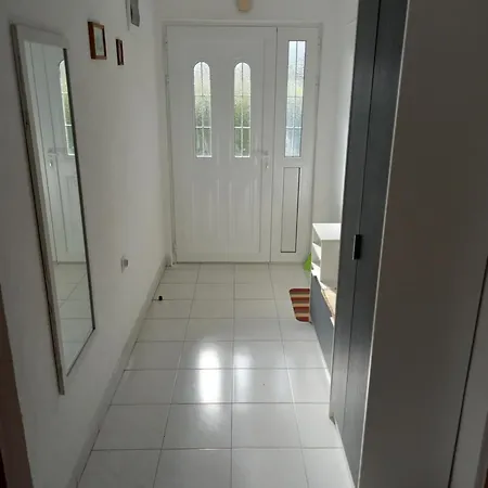 Apartman Stan U Maslinama