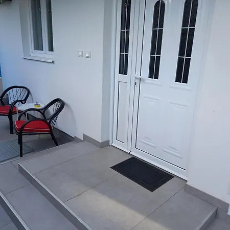 Stan U Maslinama Apartman