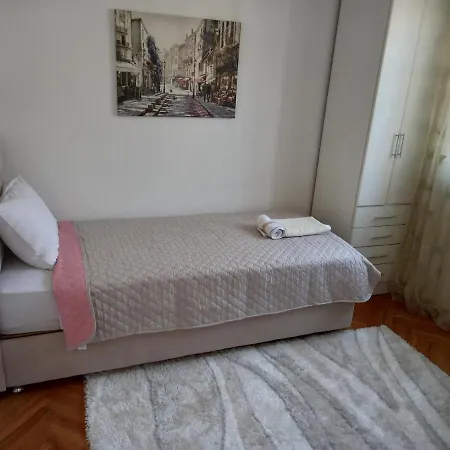 Stan U Maslinama * Podgorica
